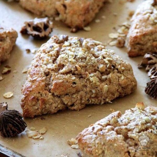Walnut Scone 